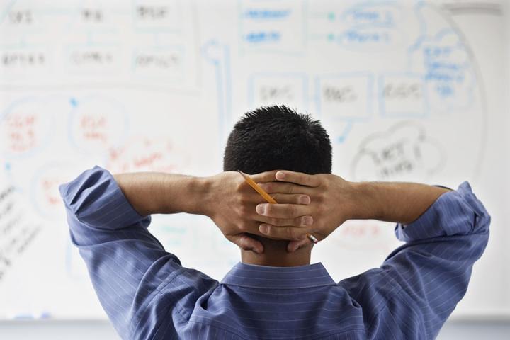 快讯丨贵港市党建引领基层治理协调机制第二次全体会议召开 朱会东主持并讲话