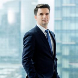 桥水基金完成领导层交接：达利欧退出董事会并清仓股份