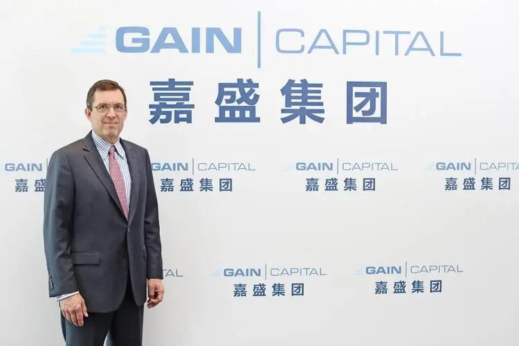 “柔性方案”巧解租赁纠纷 “执前调解”助力经营焕发新生机