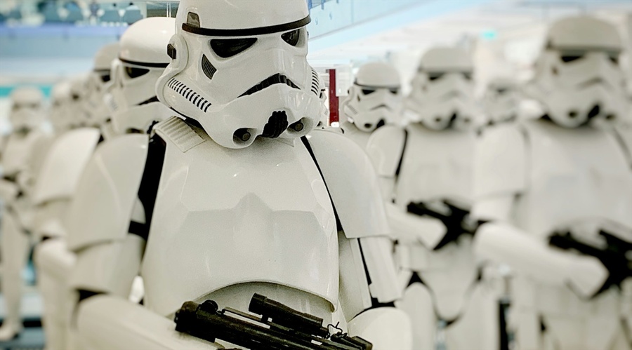 英特尔(INTC.US)确认剥离网络通信业务 锚定投资模式复制Altera路径